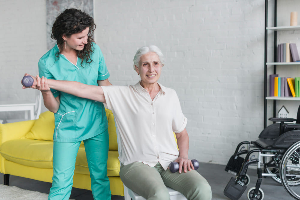Fisioterapia domiciliaria para personas mayores: ¿Cuáles son los beneficios?