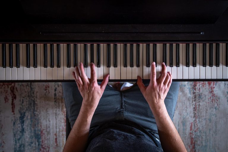 Nunca es demasiado tarde para empezar a tocar el piano